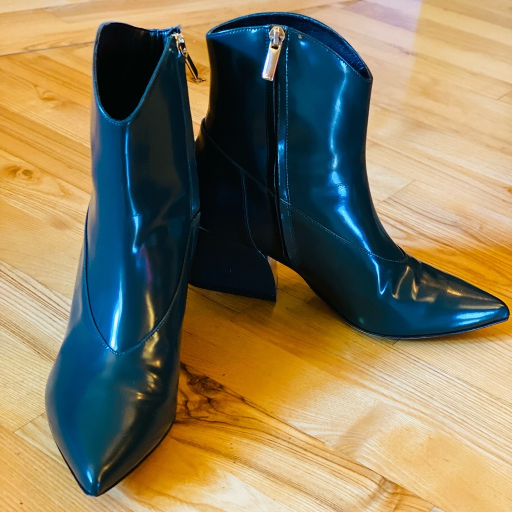 Teal sleek ankle boots